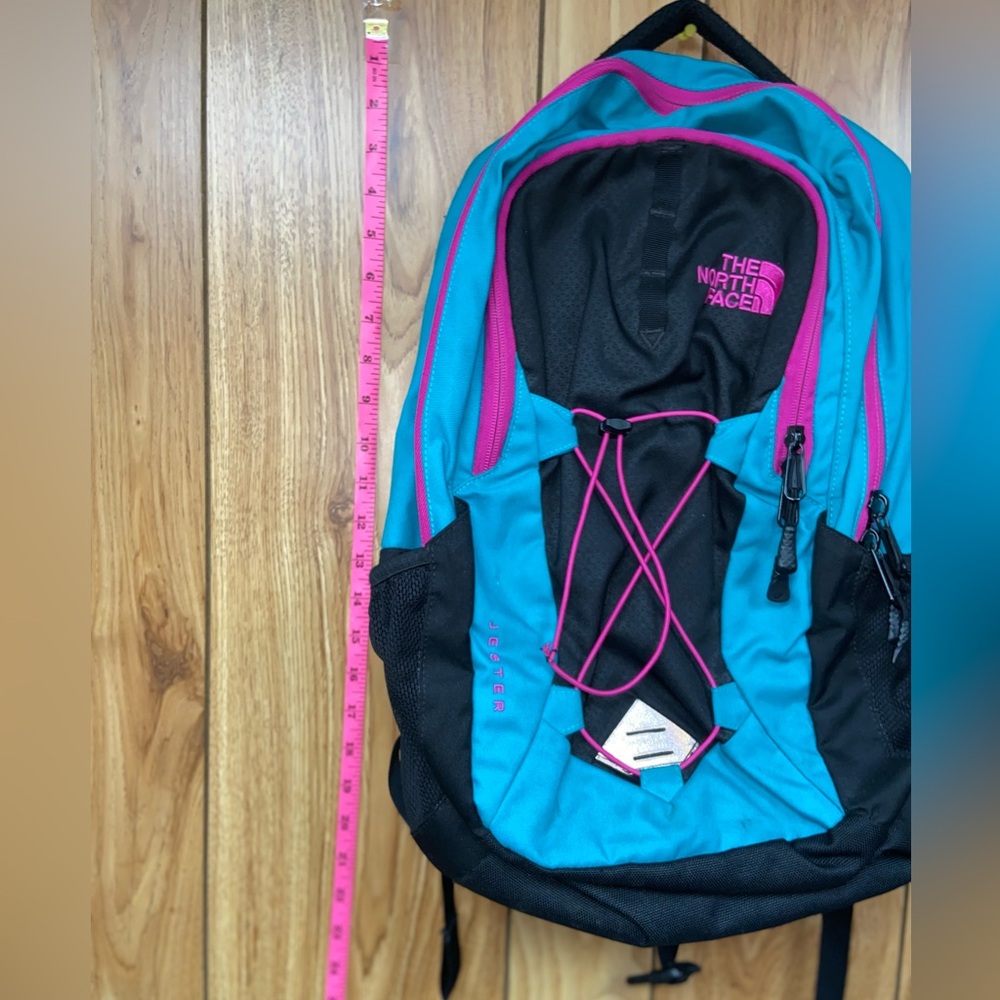 TNF Jester Backpack - Picture 2 of 7